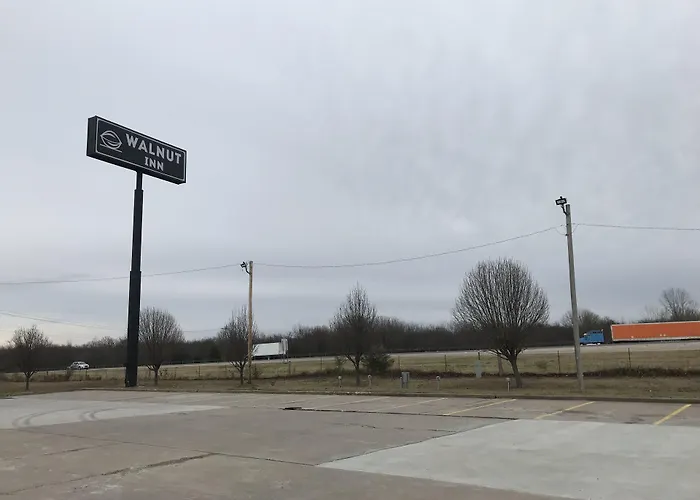 Walnut Inn - Checotah