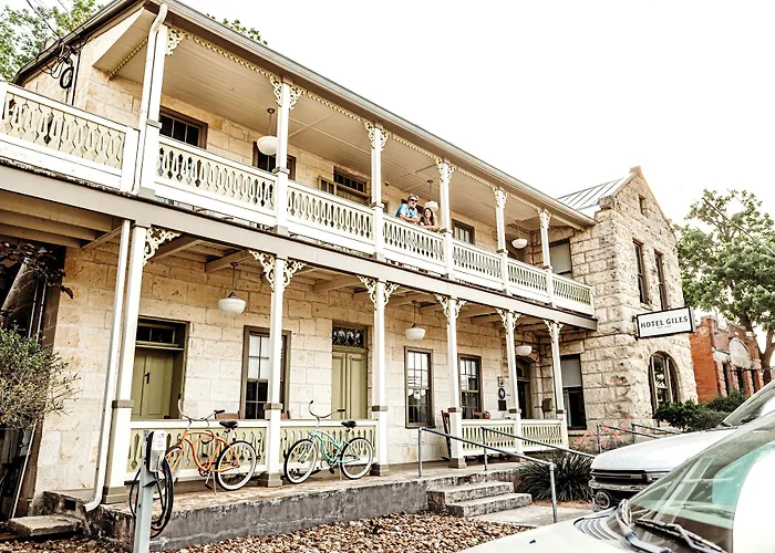 Hotel Giles