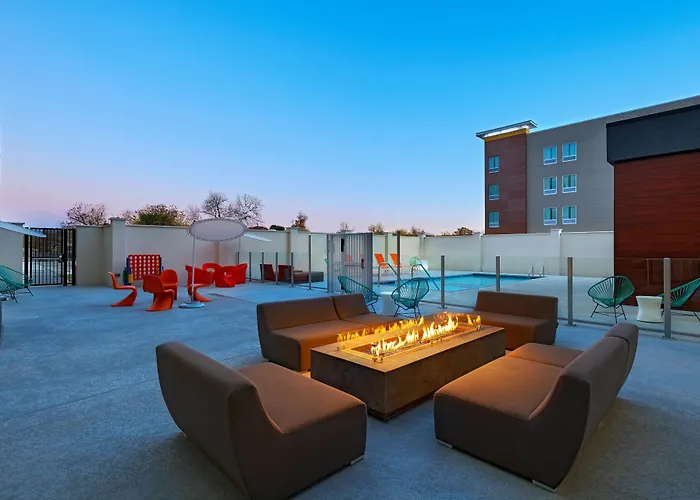 Aloft By Marriott Waco Downtown Hotel