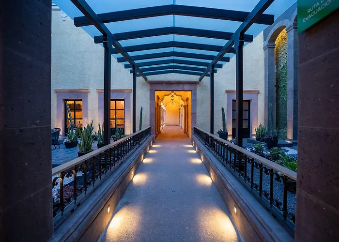 Hotel Patio Santiago