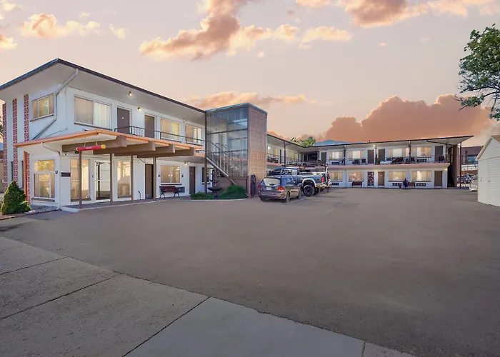 Nevada Flats Hotel