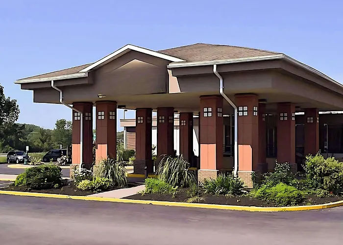 Quality Inn & Suites East Syracuse - Carrier Circle