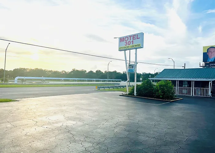 Motel 301