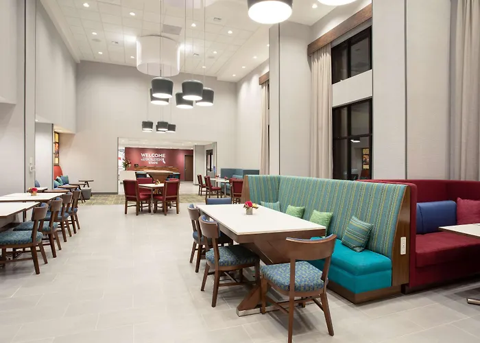 Hampton Inn & Suites Watsonville