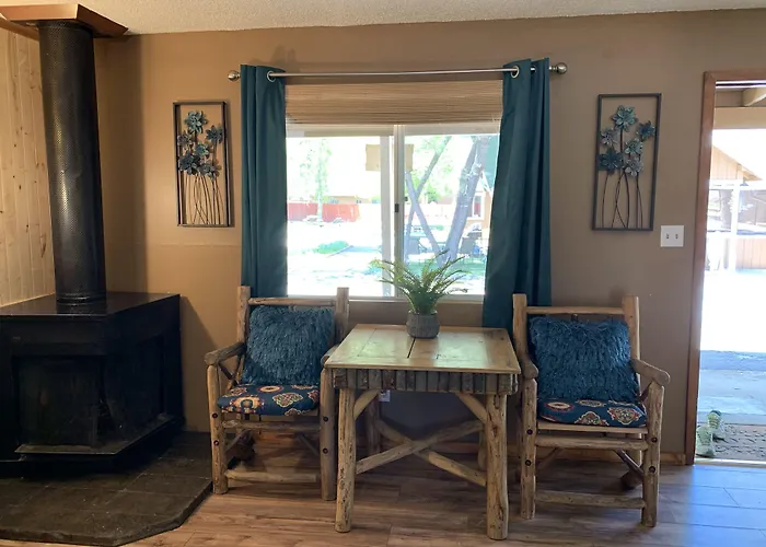 Grey Squirrel Resort Big Bear Lake