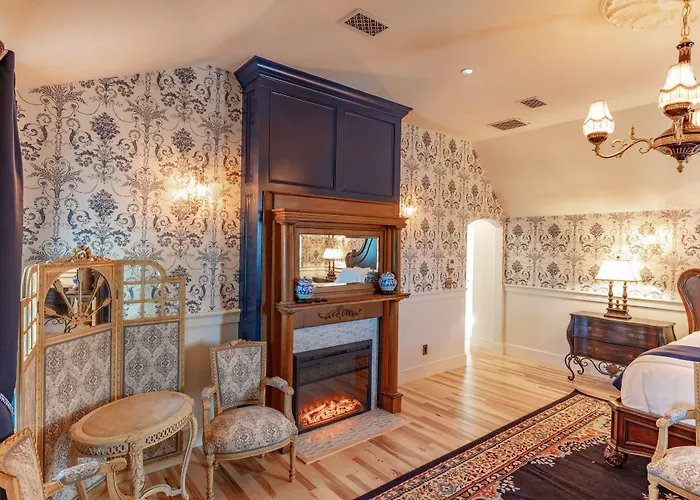 DeFuniak Springs Dog Friendly Hotels