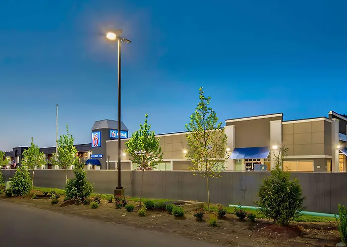 Motel 6 Louisville, Ky- Airport/ Fair Expo