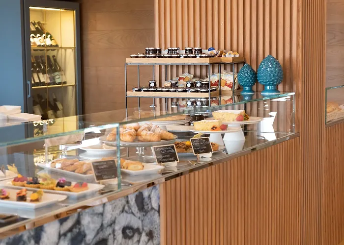 Kiss Beachfront Hotel & Restaurant Cervia