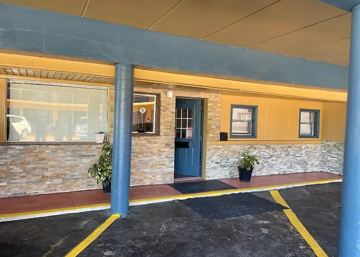 Royal Inn Live Oak