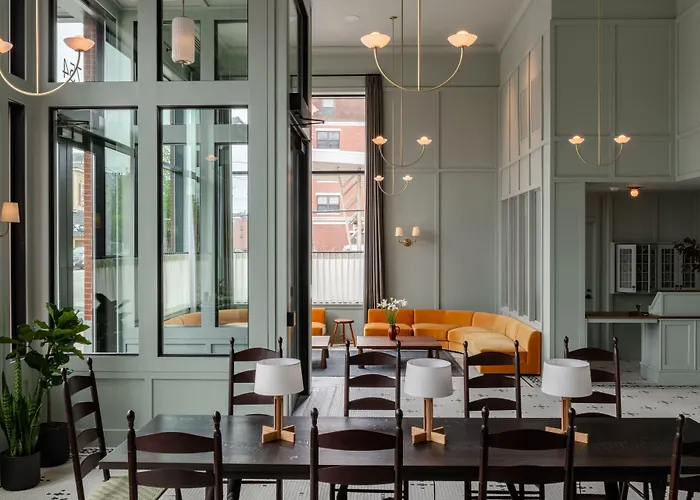 Longfellow Hotel