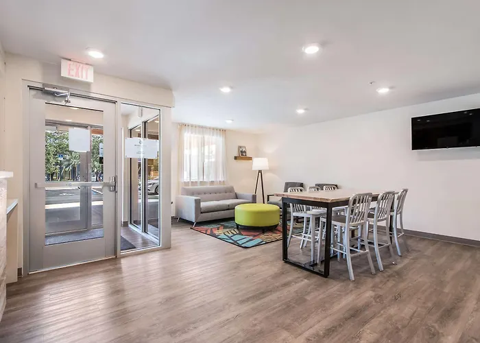 Woodspring Suites Doral Miami Airport