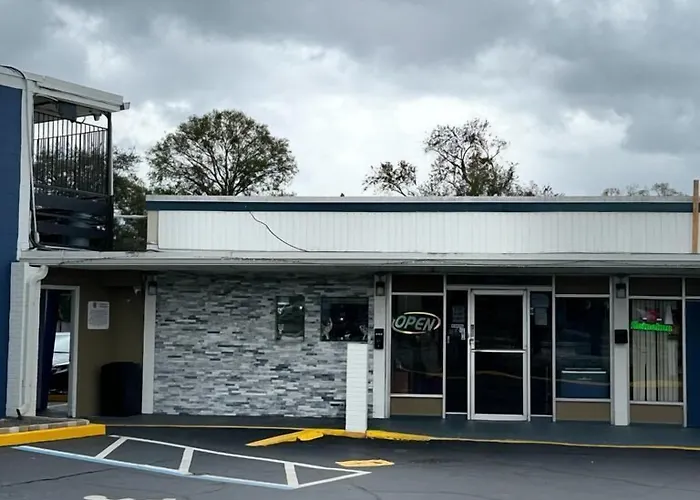 Midtown Lodge