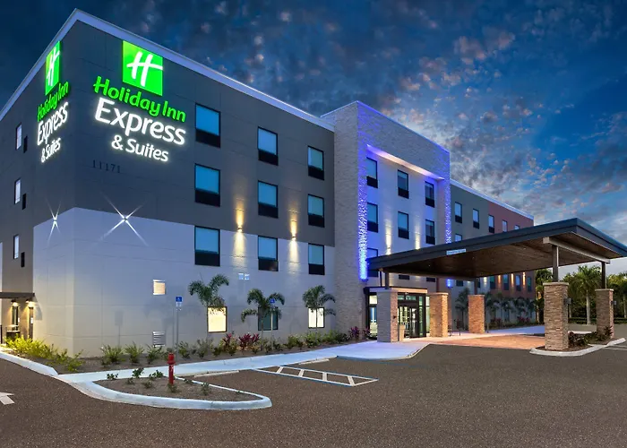 Holiday Inn Express & Suites Ft Myers Beach-Sanibel Gateway By Ihg Fort Myers Beach