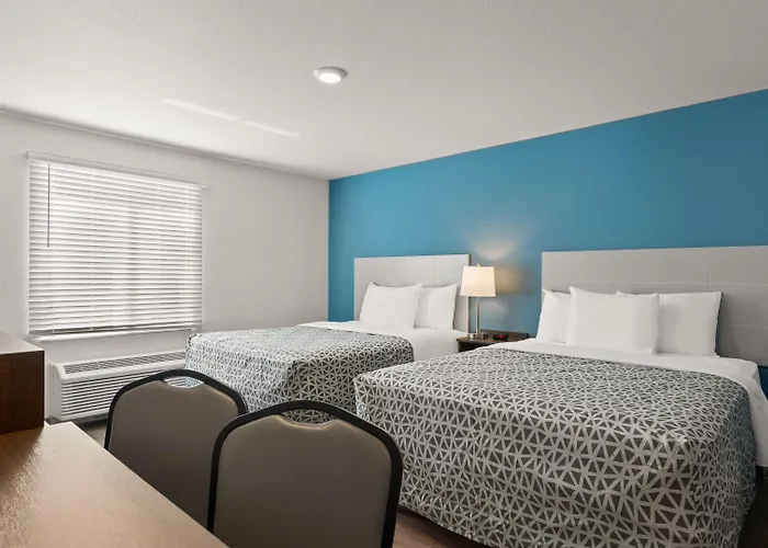 Woodspring Suites Greeley