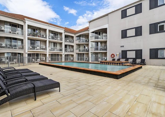 Hope Harbour Hotel Apartments