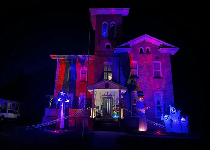 Graystone Manor