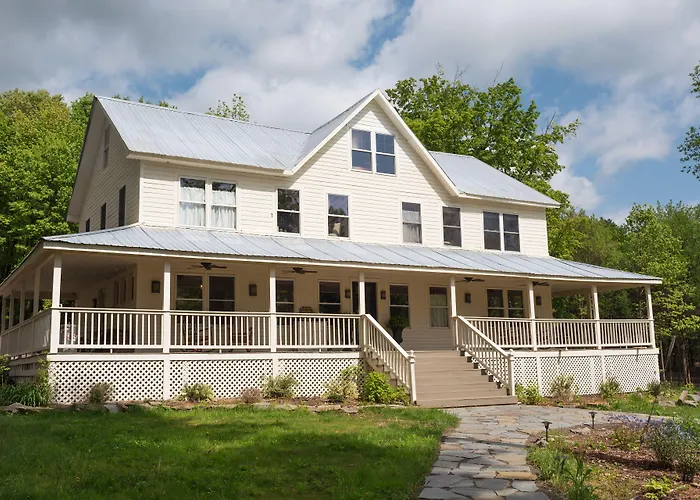 Stonehill'S Farmhouse