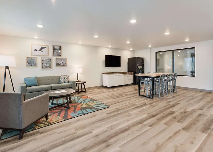 Woodspring Suites Meridian