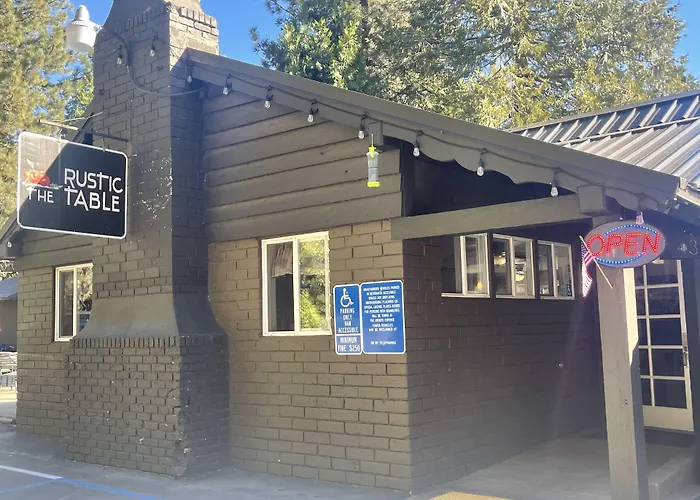 Sierra Woods Lodge