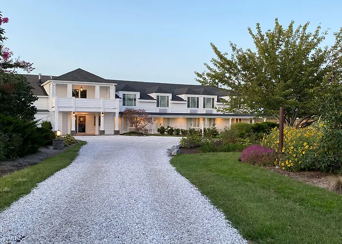 Tilghman Island Inn