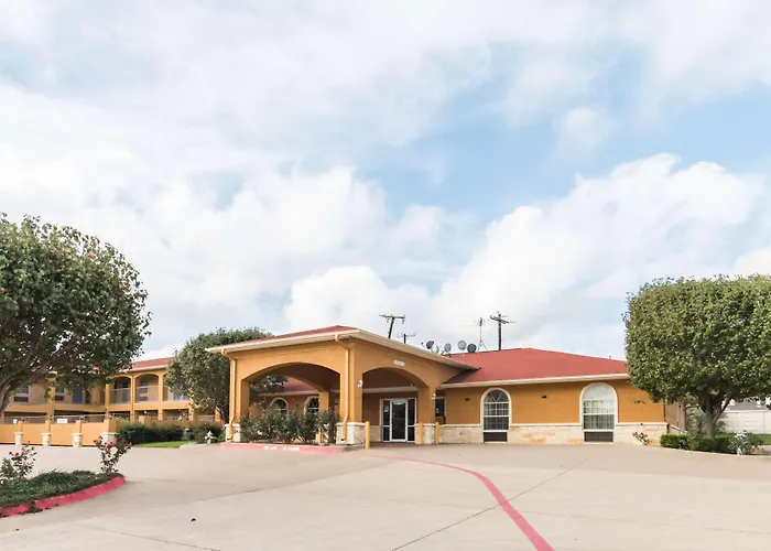 Motel 6 Alvarado Tx