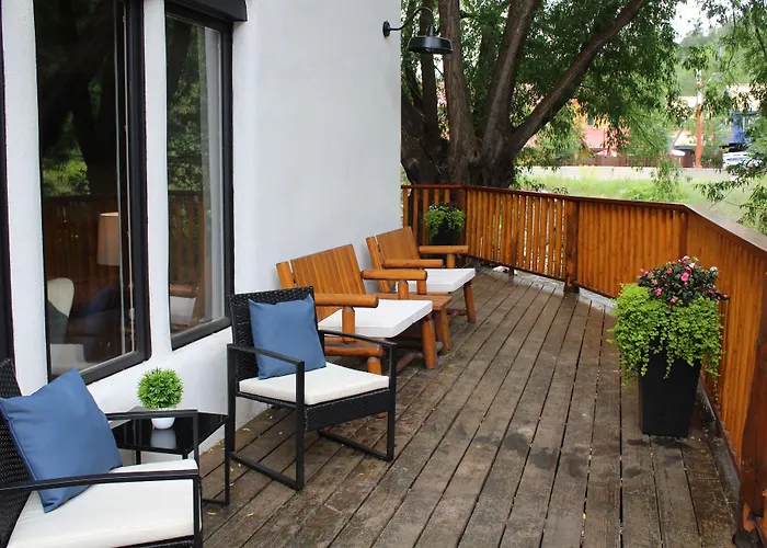 Eagle River Inn