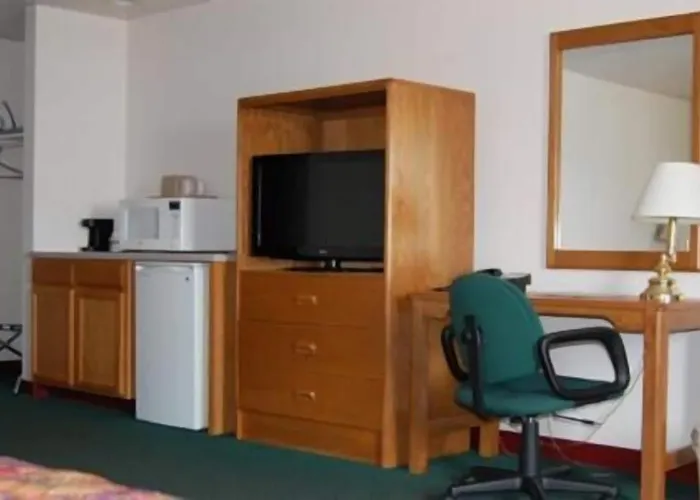 Country Haven Inn