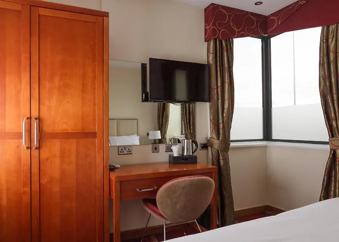 Icon Hotel Luton 