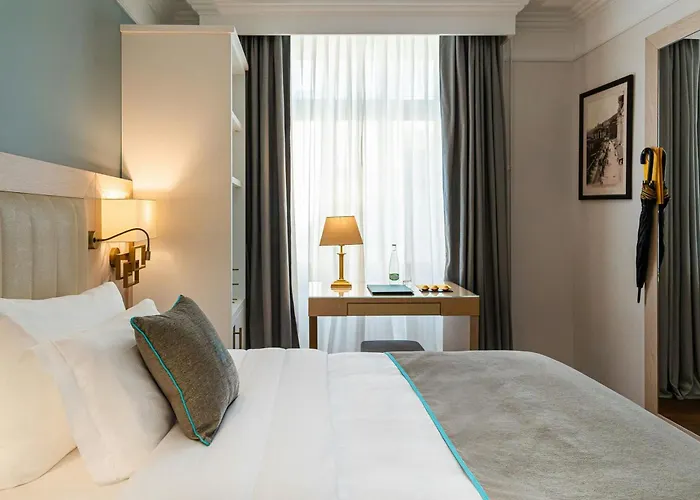 Grand Hotel Suisse Majestic, Autograph Collection Montreux