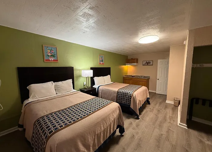 Executive Inn & Kitchenette Suites-Eagle Pass