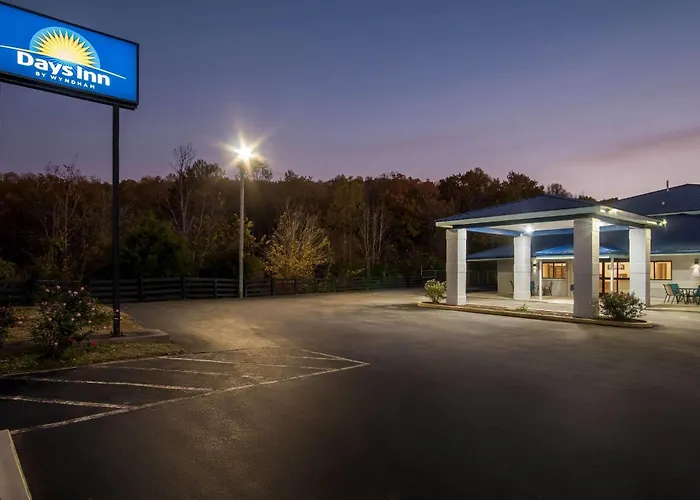 Days Inn By Wyndham Renfro Valley Mount Vernon