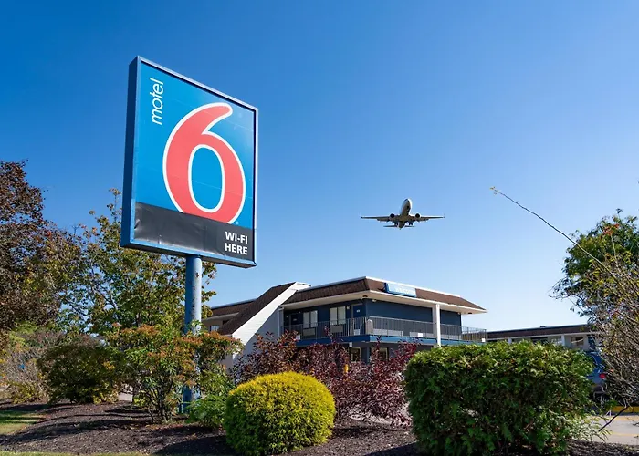 Motel 6-, Ct - Hartford