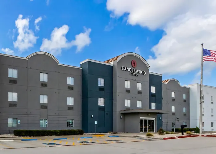 Candlewood Victoria By Ihg