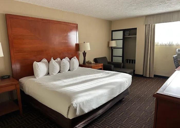 Wyndham Garden Medicine Hat Conference Center