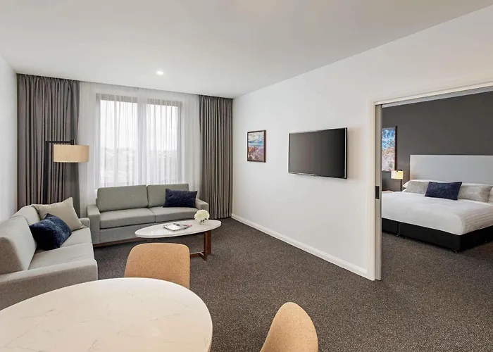 Mantra Traralgon