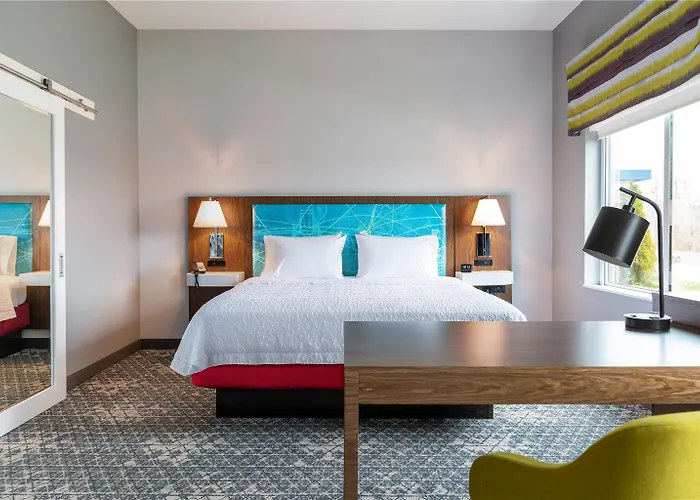 Hampton Inn & Suites Howell