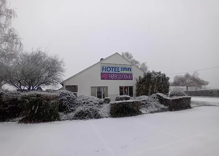 Hôtel Restaurant Campanile Laval