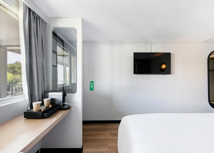 Hotel Campanile Poitiers