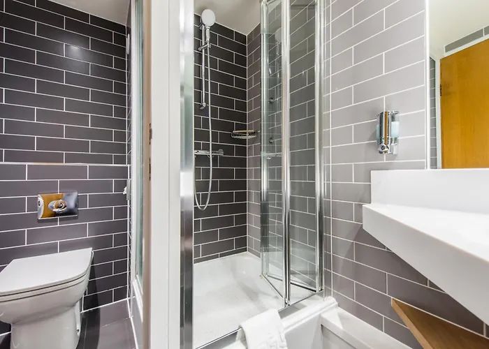 Holiday Inn Express Strathclyde Park M74, Jct 5 By Ihg Motherwell