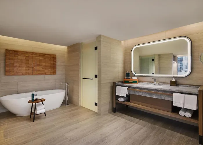 Doubletree By Hilton Bangkok Ploenchit
