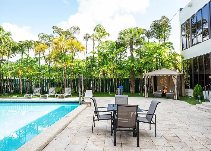 Regency Miami Airport By Sonesta