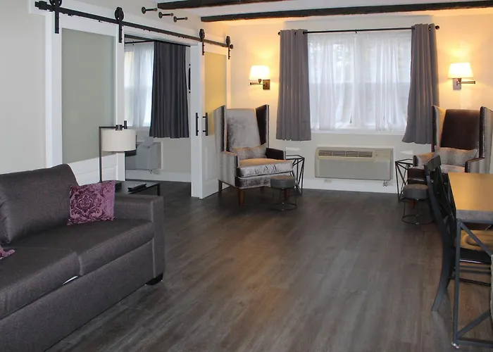 Latham Dog Friendly Hotels