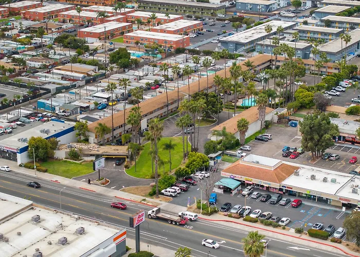 Hotel Palmeras Chula Vista
