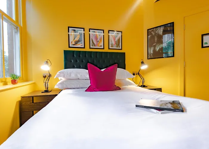 Hux Hotel, Kensington