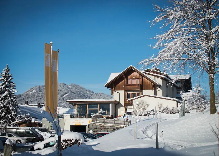 Regitnig GmbH - 4 Sterne Hotel und Chalets Weissensee