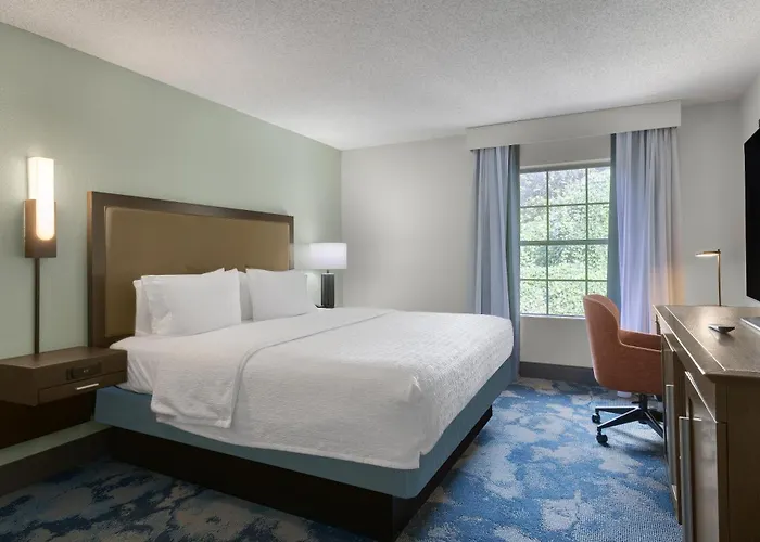 Hampton Inn