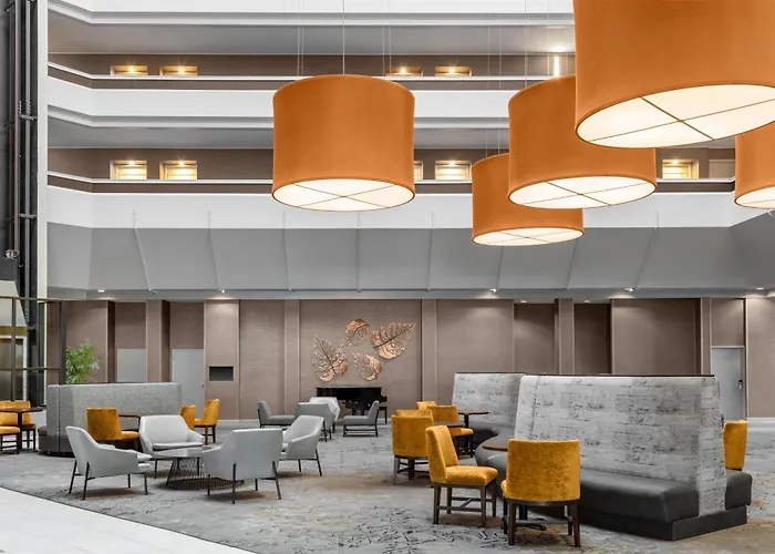Doubletree By Hilton Springfield Hotel