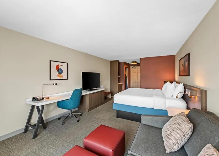 Hilton Garden Inn Overland Park