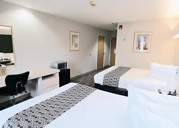 Microtel Inn & Suites Claremore Route 66