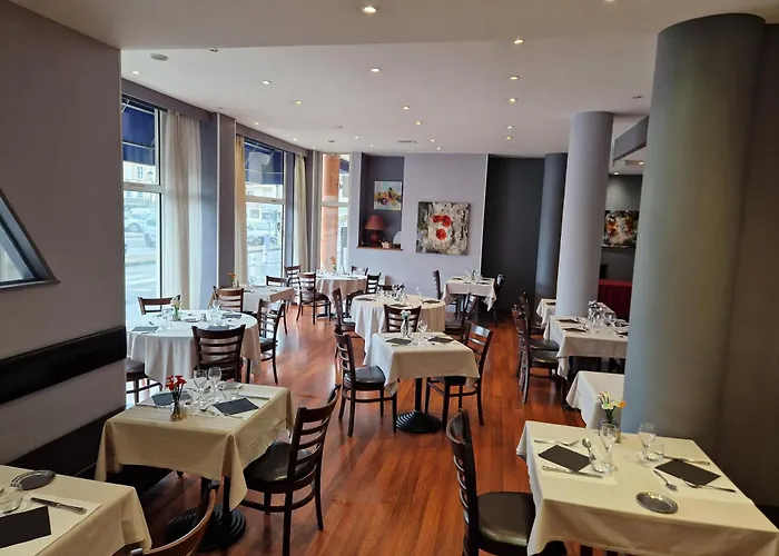 Hotel Restaurant l'Amandois